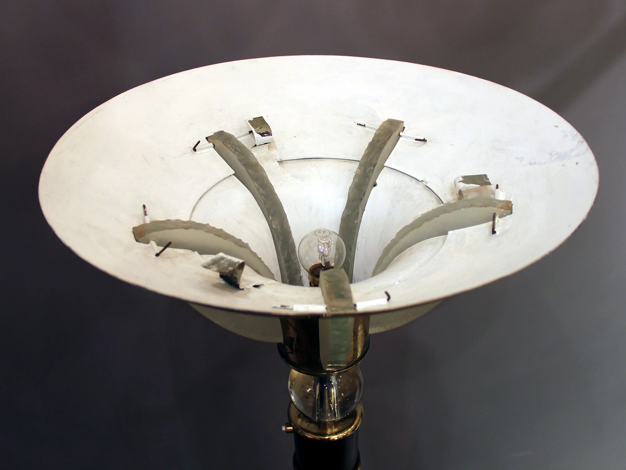 Lampadaire d'époque Art-Deco dans l'esprit de Genet et Michon-07