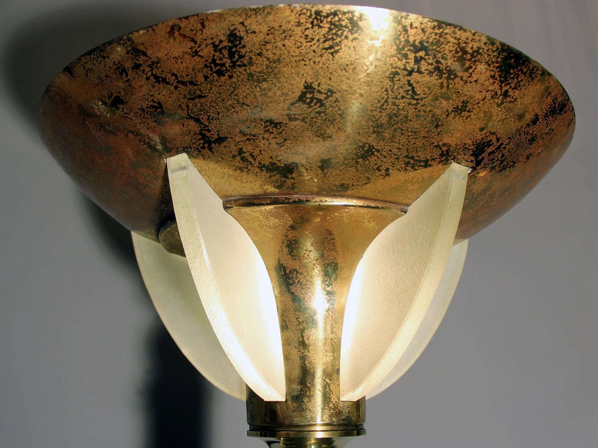 Lampadaire d'époque Art-Deco dans l'esprit de Genet et Michon-09