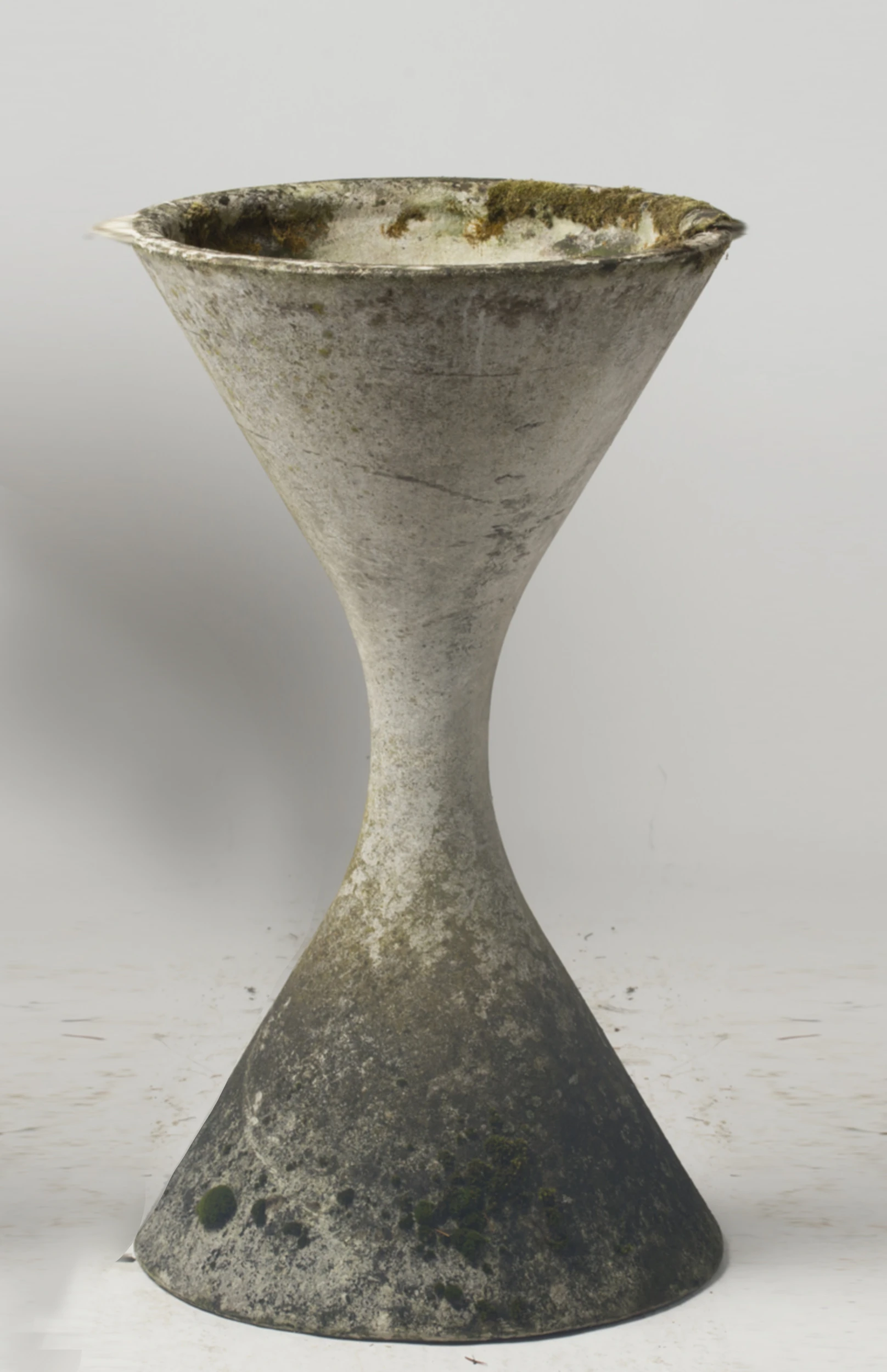 Trois jardinières Diabolo en Eternit. Willy Guhl. Suisse vers 1960-03