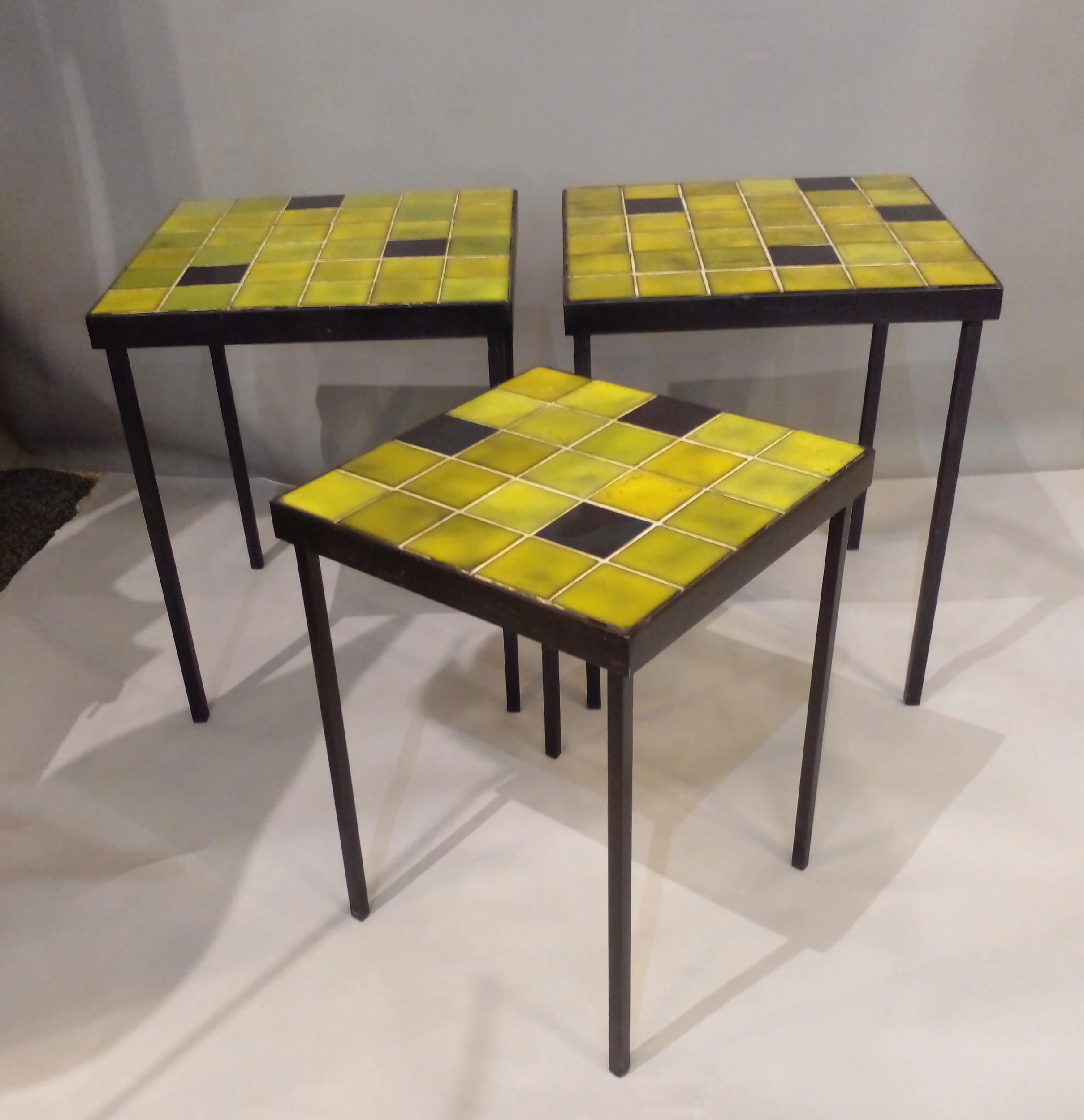Trois tables d'appoint, Mado Jolain et René Legrand-02