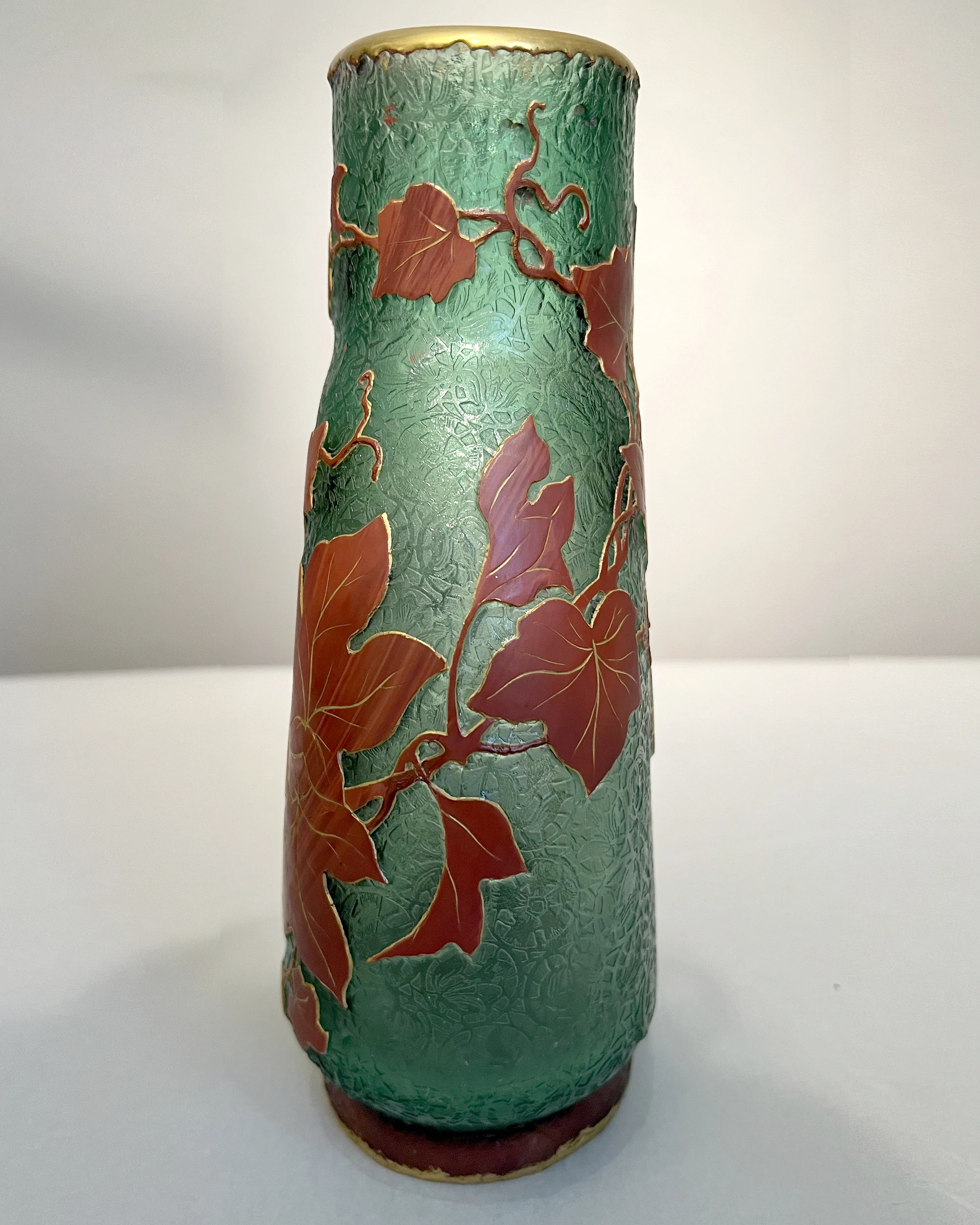 Vase « Feuilles de vigne », par Daum Frères-05
